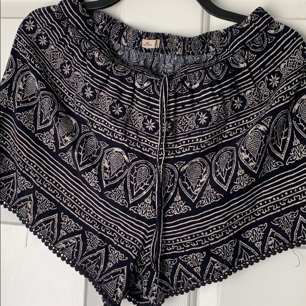 Cute pattern shorts